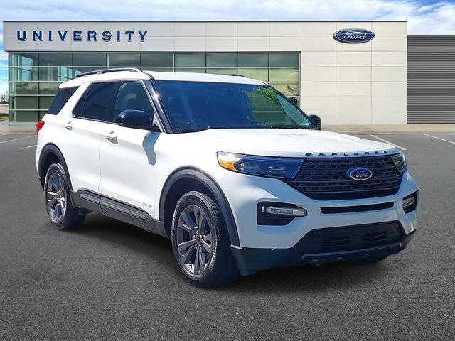 Certified 2022 Ford Explorer XLT w/ Equipment Group 202A AWD/4WD image 7