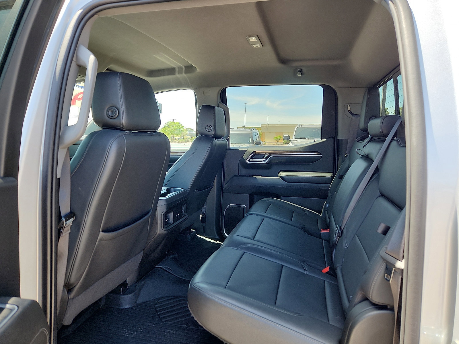 Used 2022 Chevrolet Silverado 1500 RST image 9