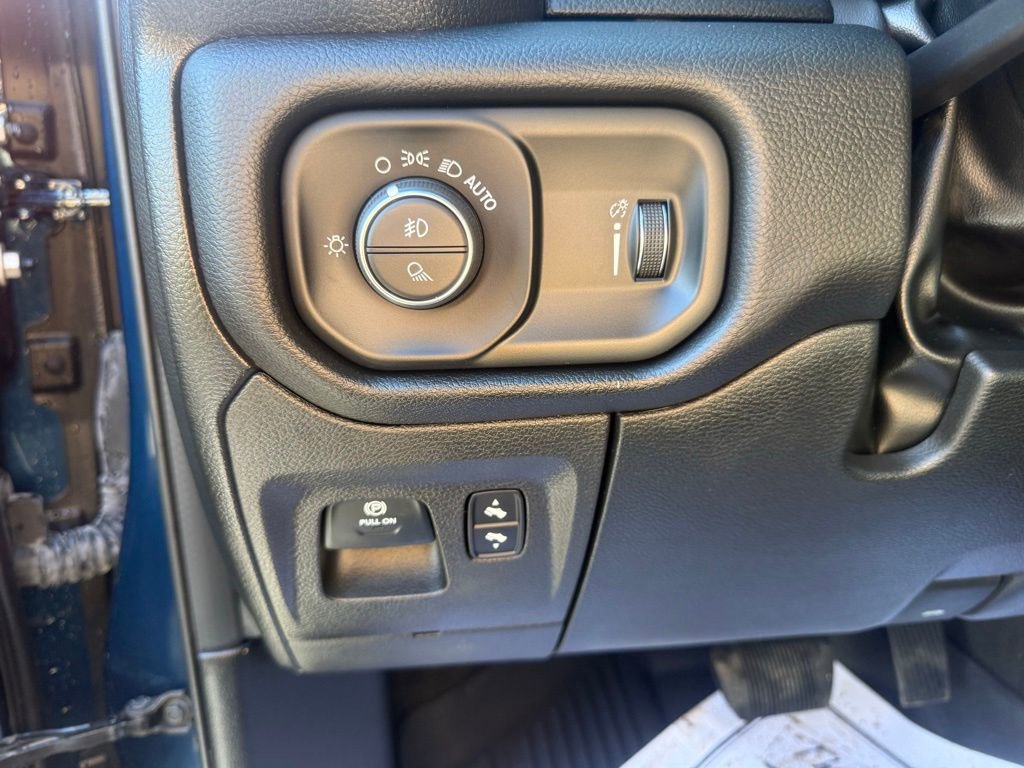 Used 2023 RAM 1500 Big Horn image 12