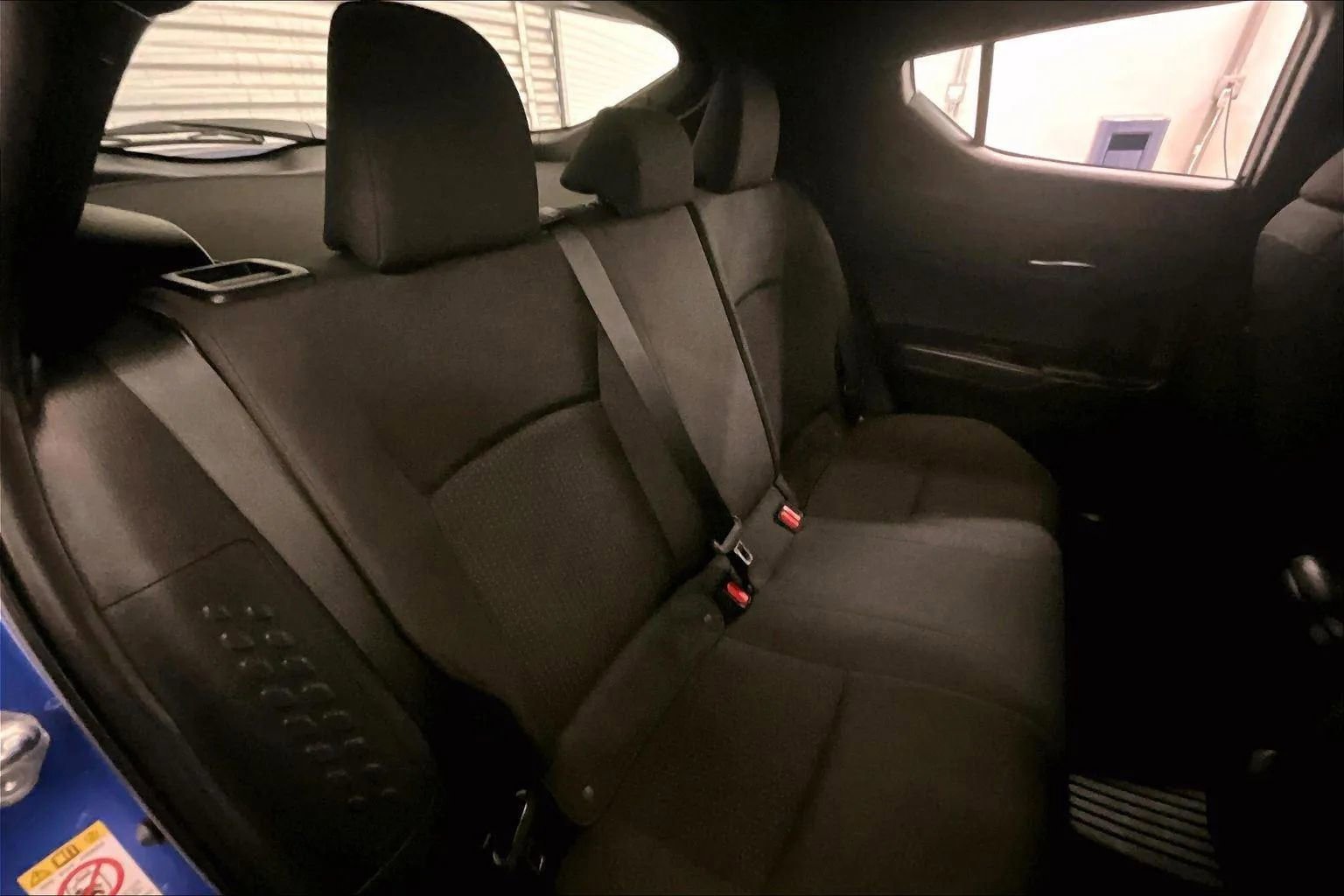 Used 2019 Toyota C-HR XLE image 26