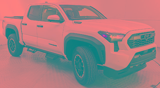 Used 2025 Toyota Tacoma TRD Off-Road w/ TRD Off Road Premium Package AWD/4WD image 1