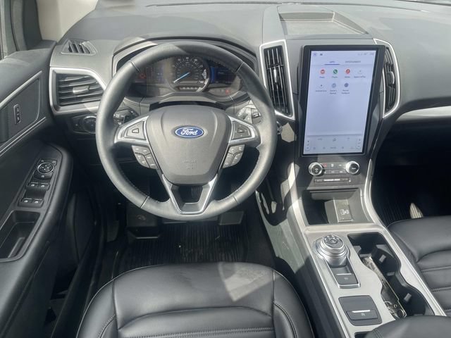 Certified 2024 Ford Edge SEL w/ Convenience Package AWD/4WD image 15