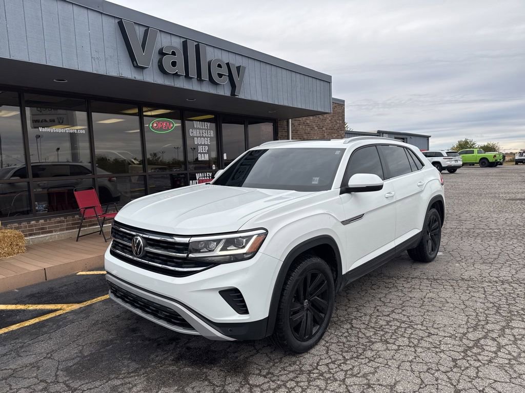 Used 2022 Volkswagen Atlas Cross Sport SE image 8
