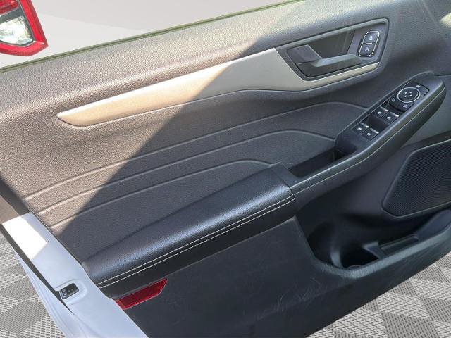 Certified 2022 Ford Escape S AWD/4WD image 15