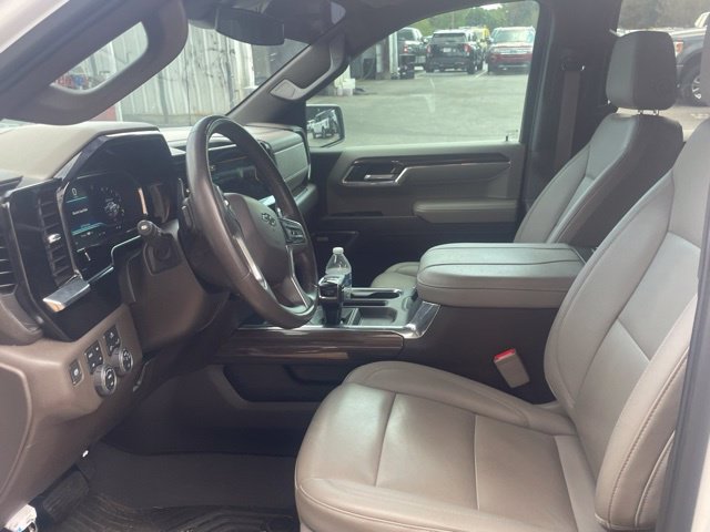 Used 2023 Chevrolet Silverado 1500 LT Trail Boss w/ Convenience Package II AWD/4WD image 11