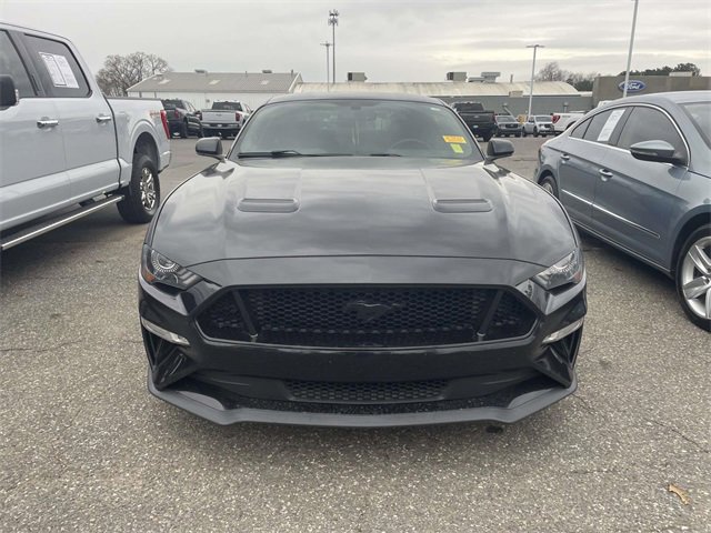 Certified 2018 Ford Mustang GT w/ Black Accent Pkg image 2