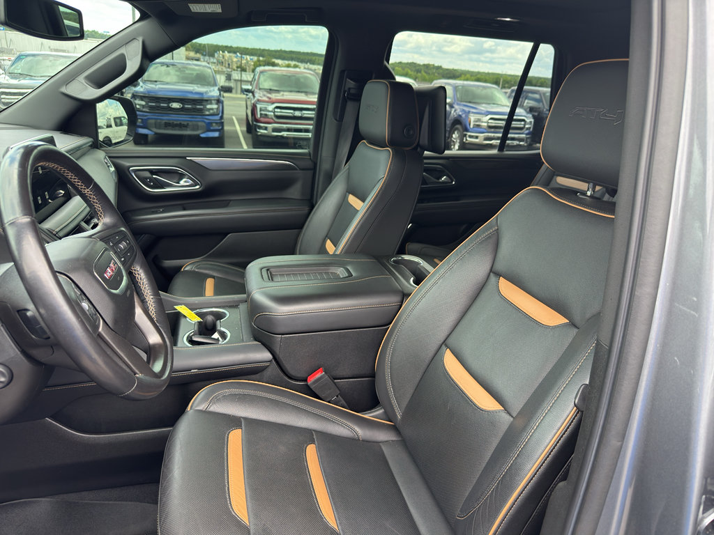Used 2022 GMC Yukon AT4 w/ AT4 Premium Package AWD/4WD image 16