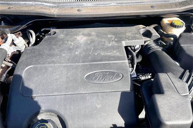 Certified 2017 Ford Explorer XLT w/ Equipment Group 201A image 33