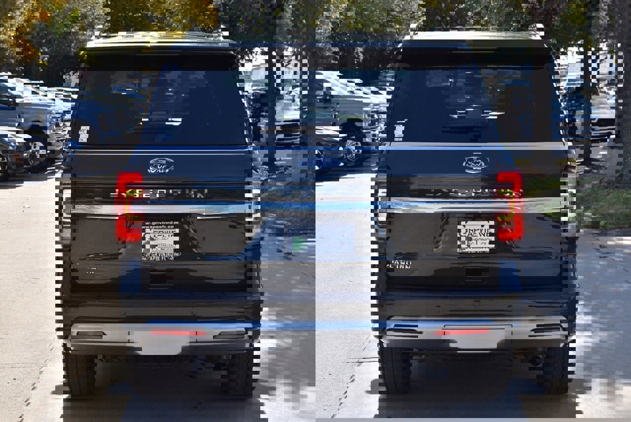 Certified 2022 Ford Expedition Platinum image 9