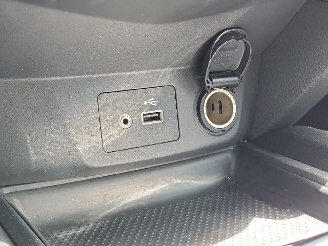 Used 2020 Nissan Rogue SV FWD image 31