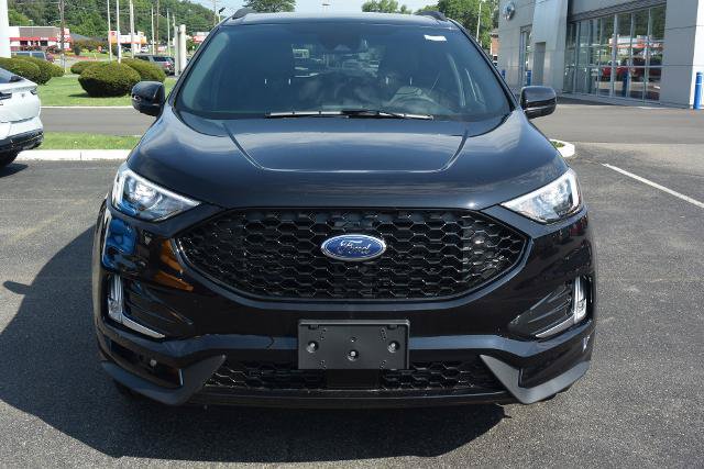 Certified 2023 Ford Edge ST-Line AWD/4WD image 2