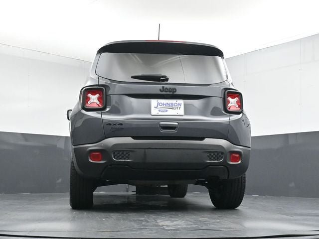Used 2022 Jeep Renegade Altitude AWD/4WD image 32
