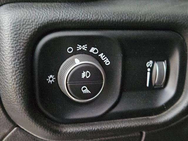 Used 2025 RAM 1500 Lone Star AWD/4WD image 11