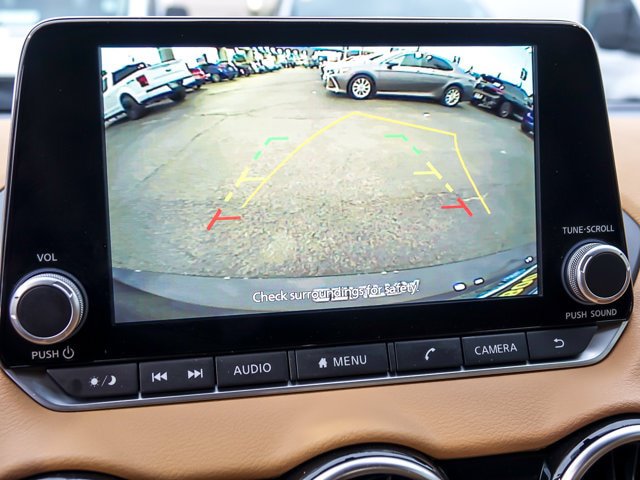 Used 2023 Nissan Sentra SV w/ SV Premium Package FWD image 19