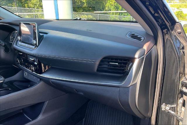 Used 2021 Nissan Rogue SV FWD image 16