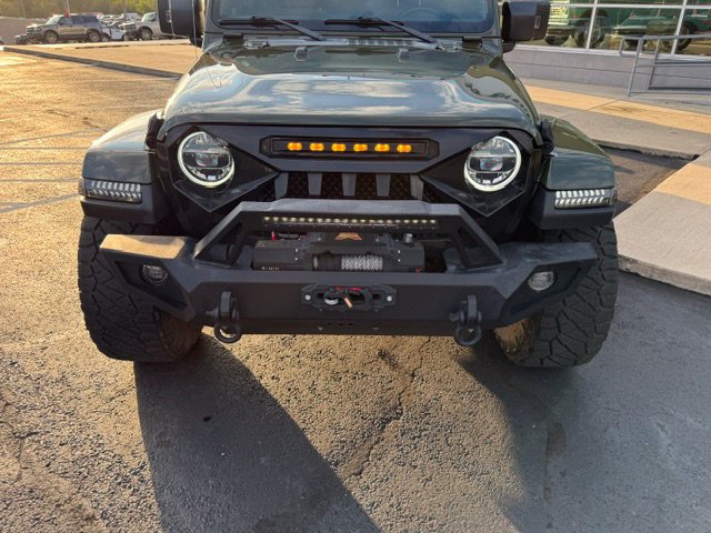 Used 2022 Jeep Gladiator Mojave AWD/4WD image 10