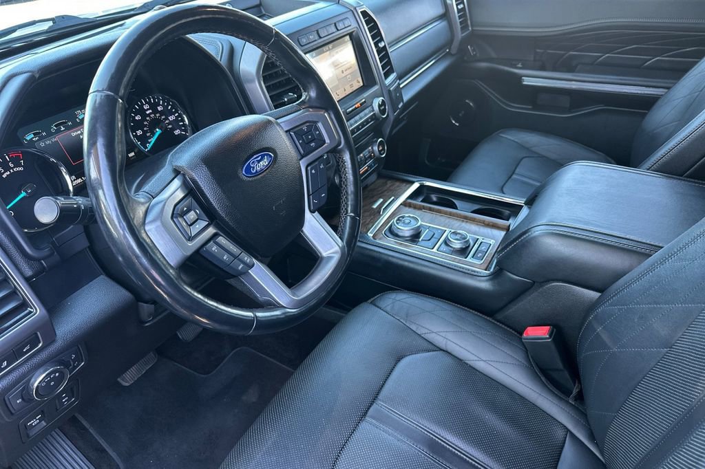 Certified 2018 Ford Expedition Platinum image 12