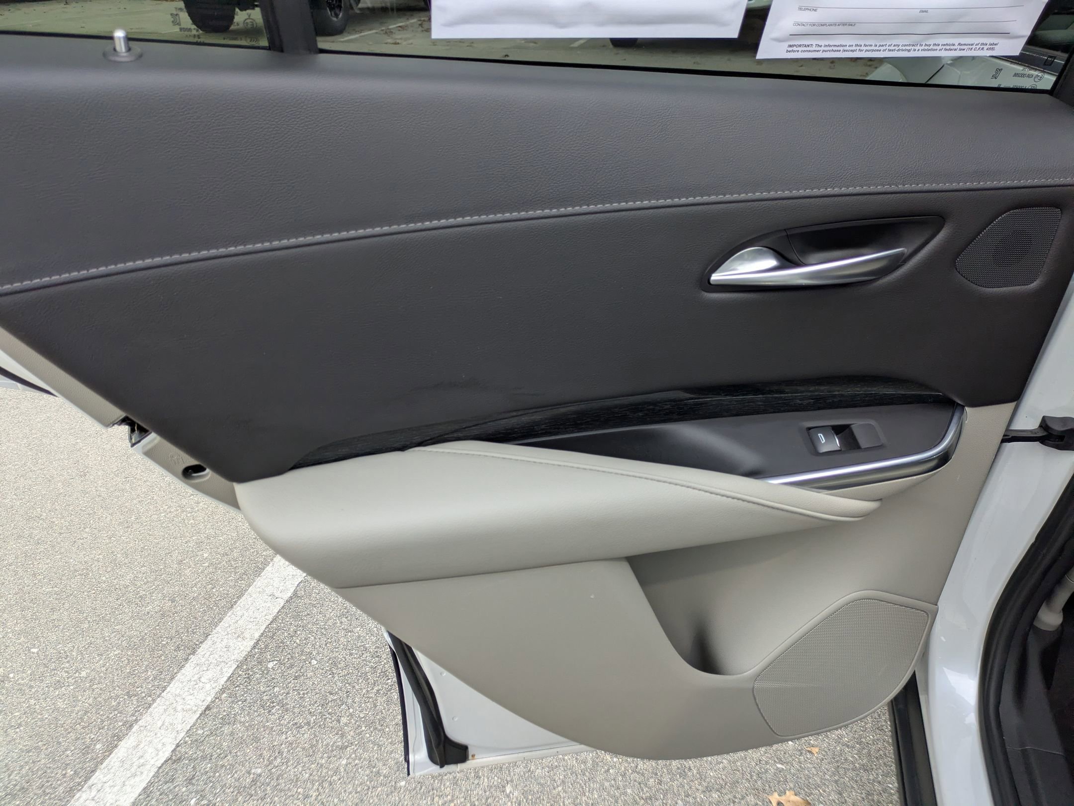 Used 2022 Cadillac XT4 Premium Luxury w/ Technology Package image 31