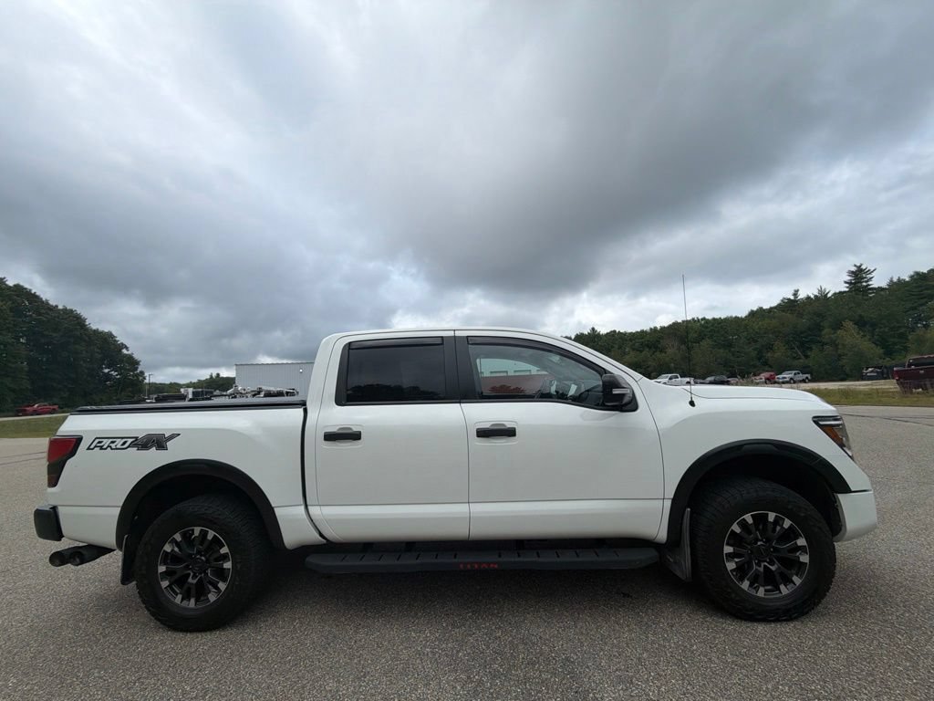 Used 2021 Nissan Titan PRO-4X w/ Pro-4x Convenience Package AWD/4WD image 3