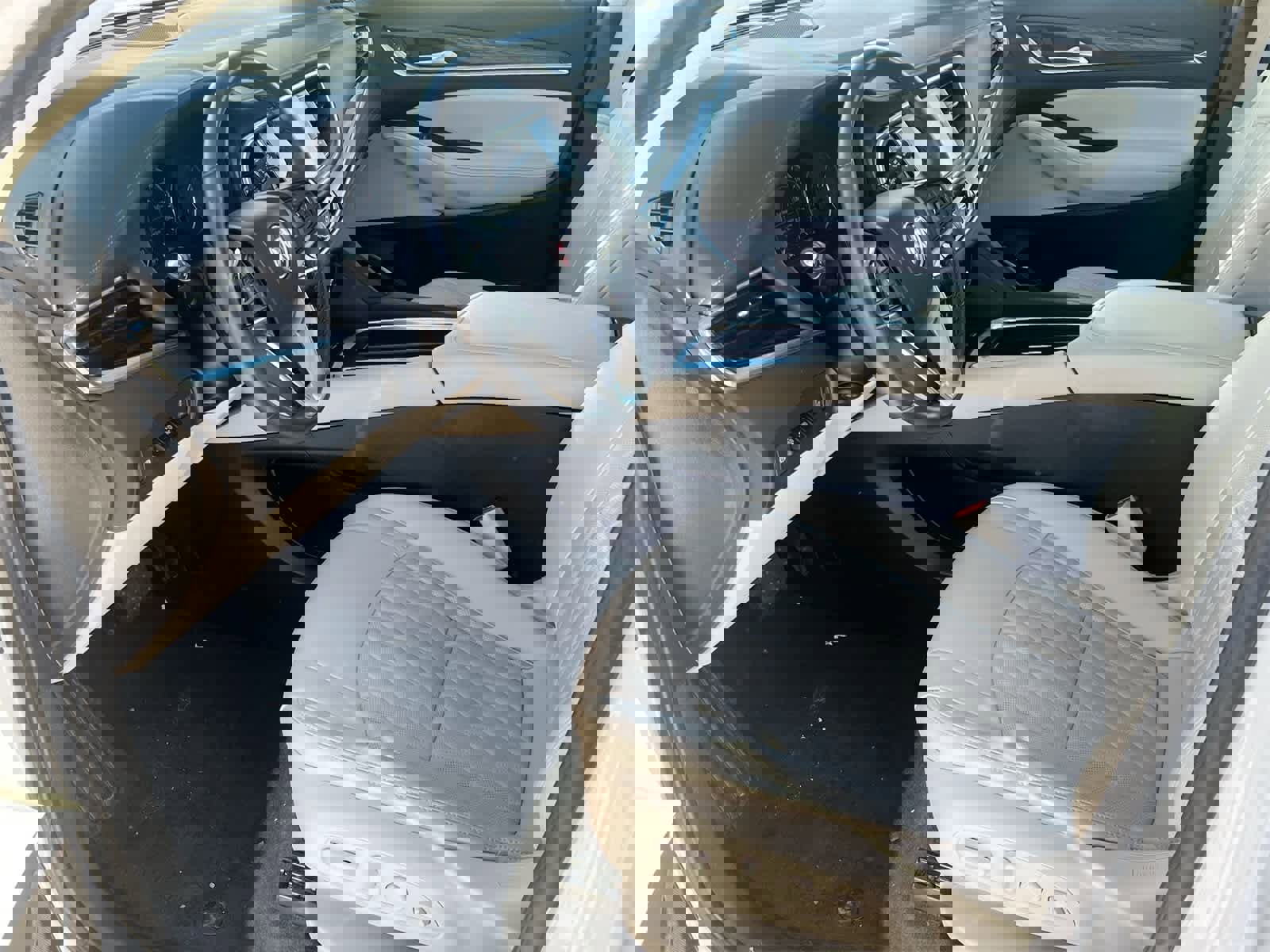 Used 2024 Buick Enclave Avenir w/ Avenir Technology Package image 10