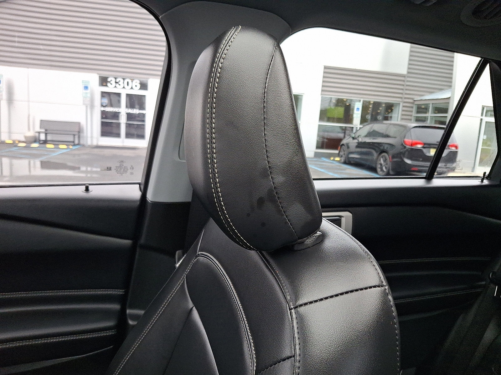 Certified 2023 Ford Explorer XLT w/ Equipment Group 202A image 17