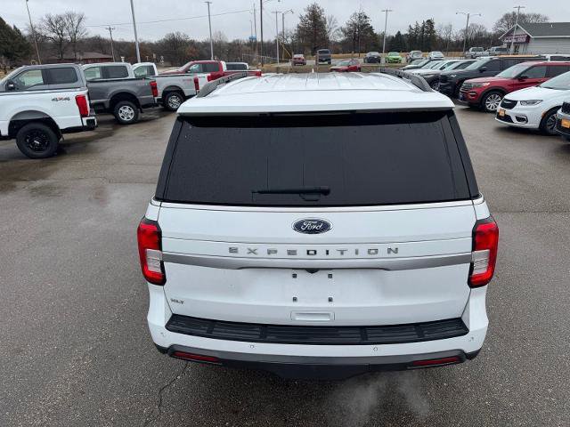 Certified 2022 Ford Expedition XLT image 4