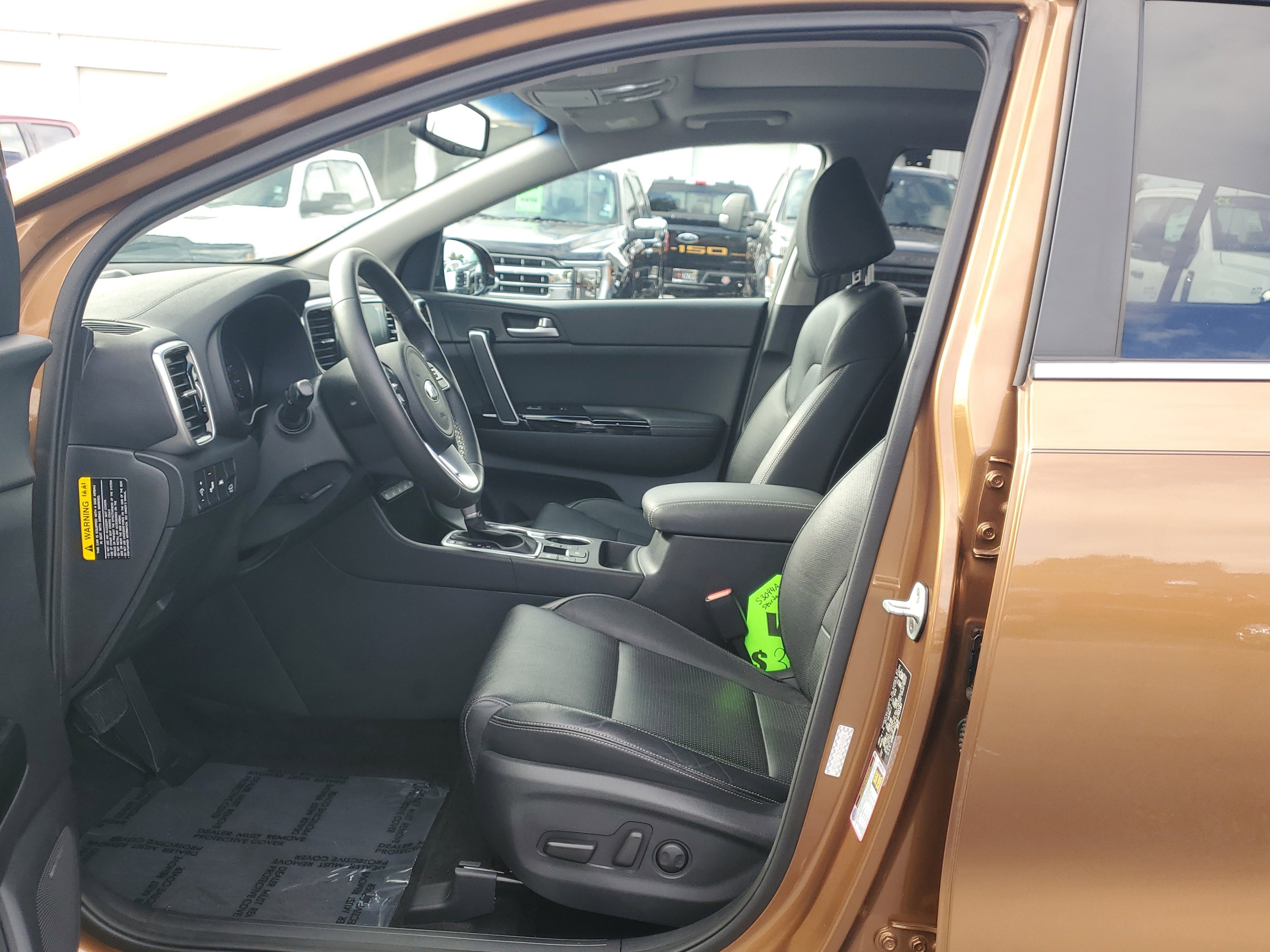 Used 2020 Kia Sportage EX w/ Option Group 15 image 22