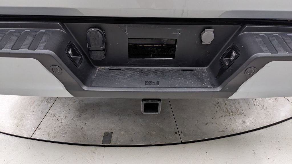 Certified 2023 Ford F150 XLT w/ Equipment Group 302A High image 6