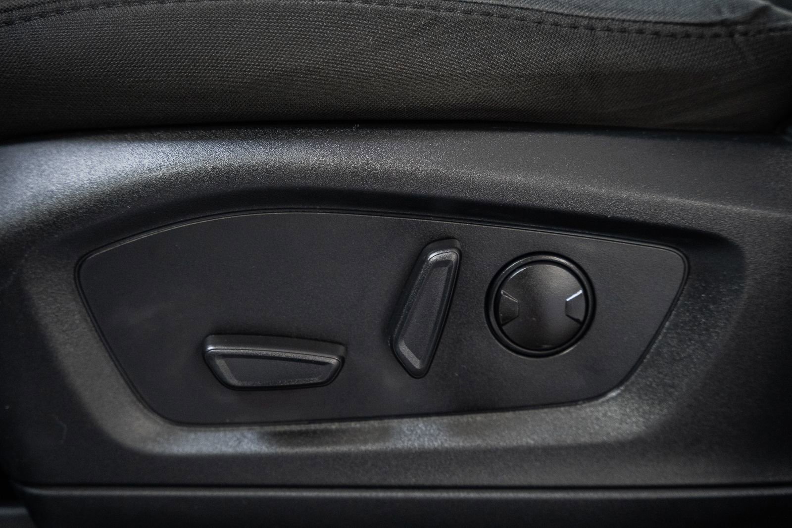 Certified 2021 Ford Explorer XLT w/ Class III Trailer Tow Package image 41