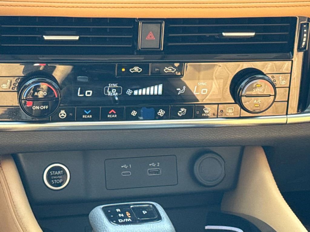 Used 2023 Nissan Rogue Platinum w/ Platinum Premium Package image 20