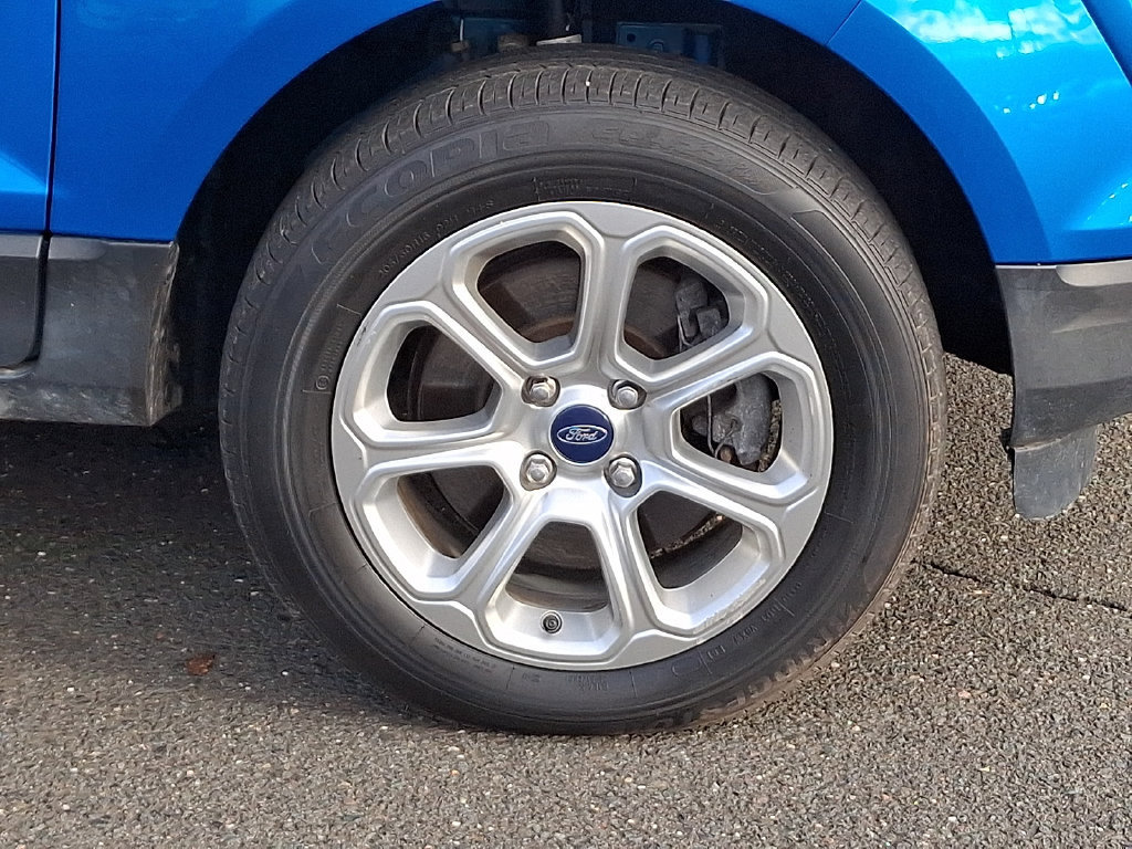 Certified 2018 Ford EcoSport SE w/ SE Convenience Package AWD/4WD image 8