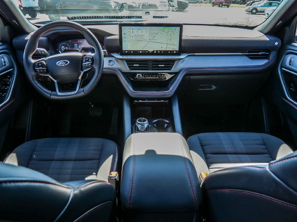 Certified 2025 Ford Explorer ST-Line RWD image 27