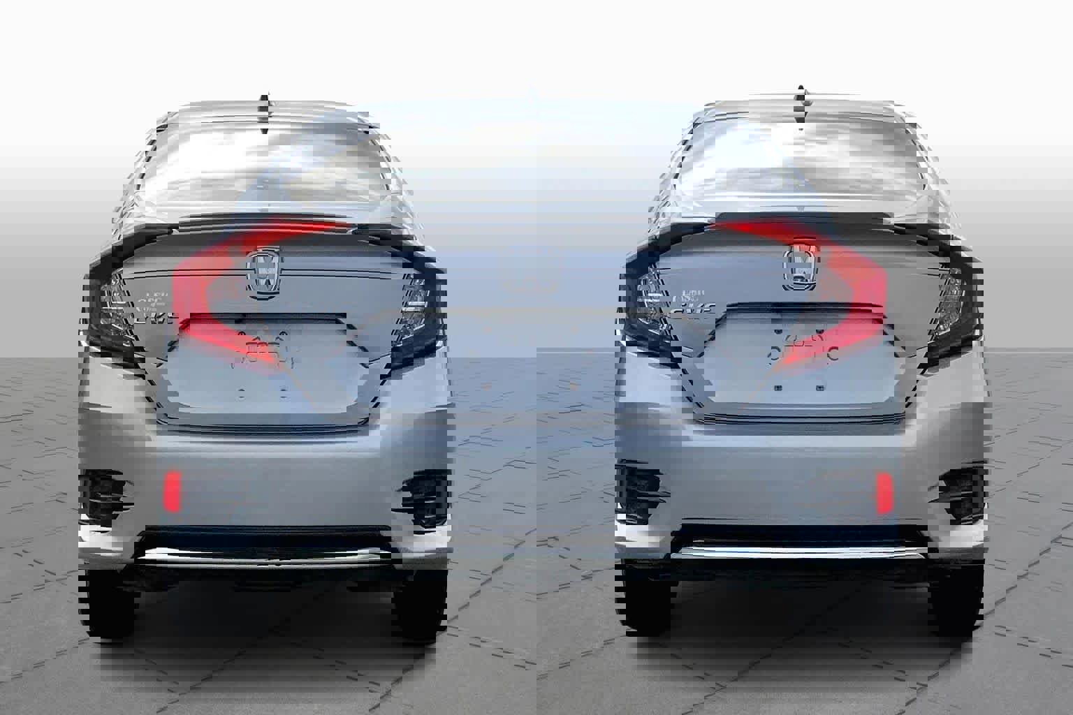 Used 2020 Honda Civic EX image 3