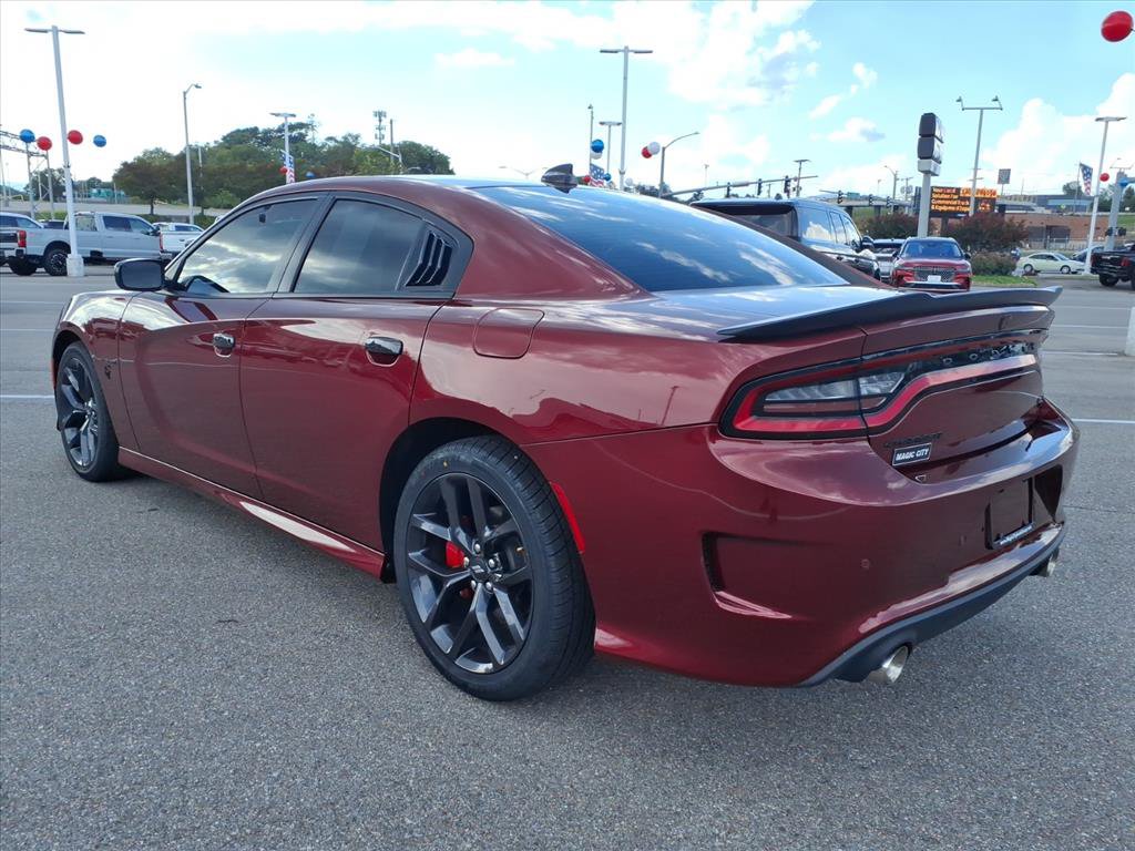 Used 2020 Dodge Charger R/T w/ Blacktop Package RWD image 3