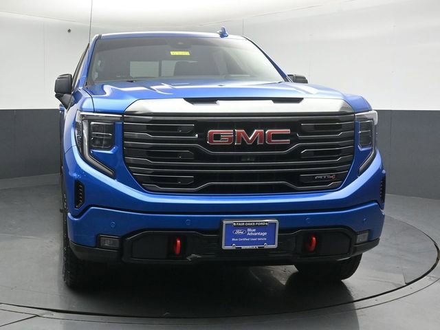 Used 2023 GMC Sierra 1500 AT4 w/ AT4 Premium Package AWD/4WD image 2