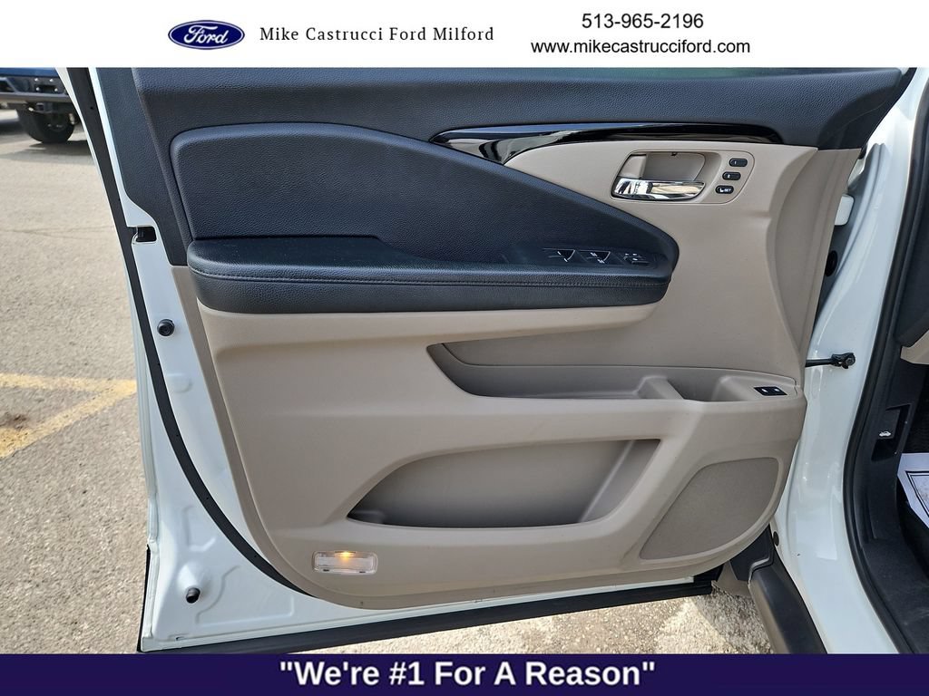 Used 2020 Honda Pilot Touring image 23