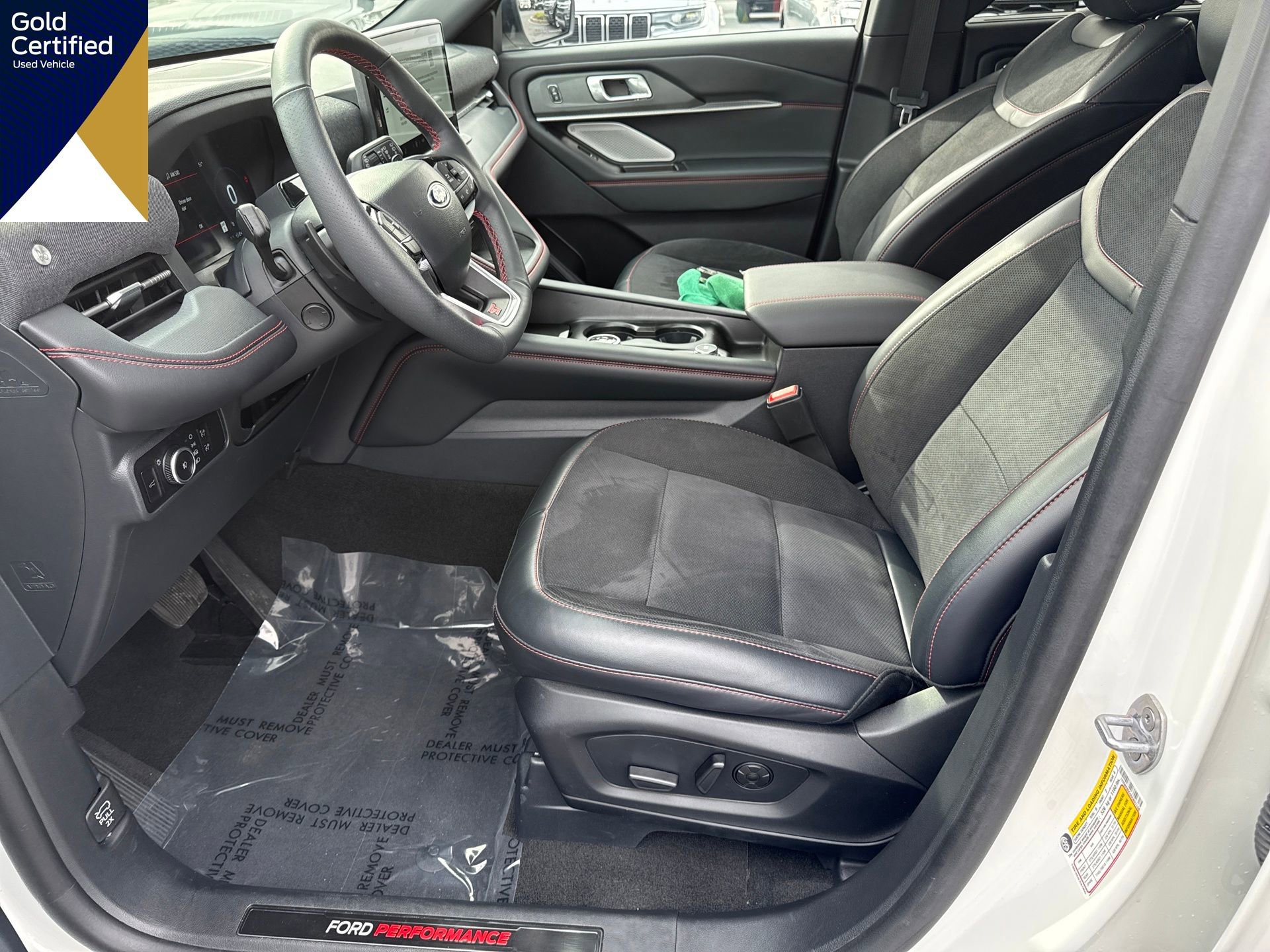 Certified 2025 Ford Explorer ST image 14