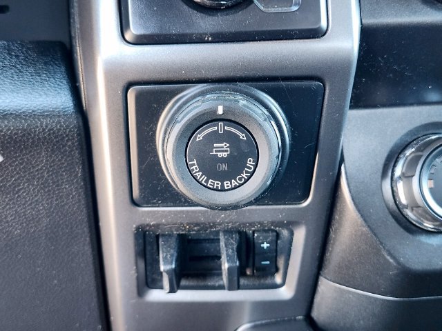 Certified 2019 Ford F150 XLT w/ Equipment Group 302A Luxury AWD/4WD image 25