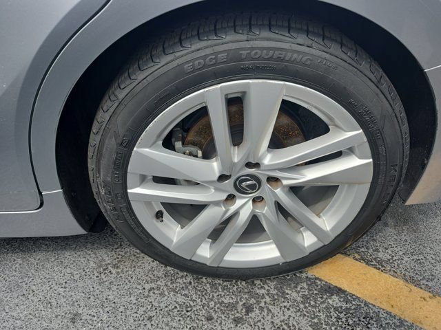 Used 2024 Lexus IS 300 w/ Comfort Package RWD image 8