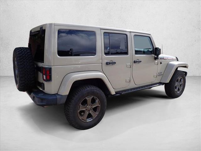 Used 2017 Jeep Wrangler Unlimited Rubicon AWD/4WD image 4