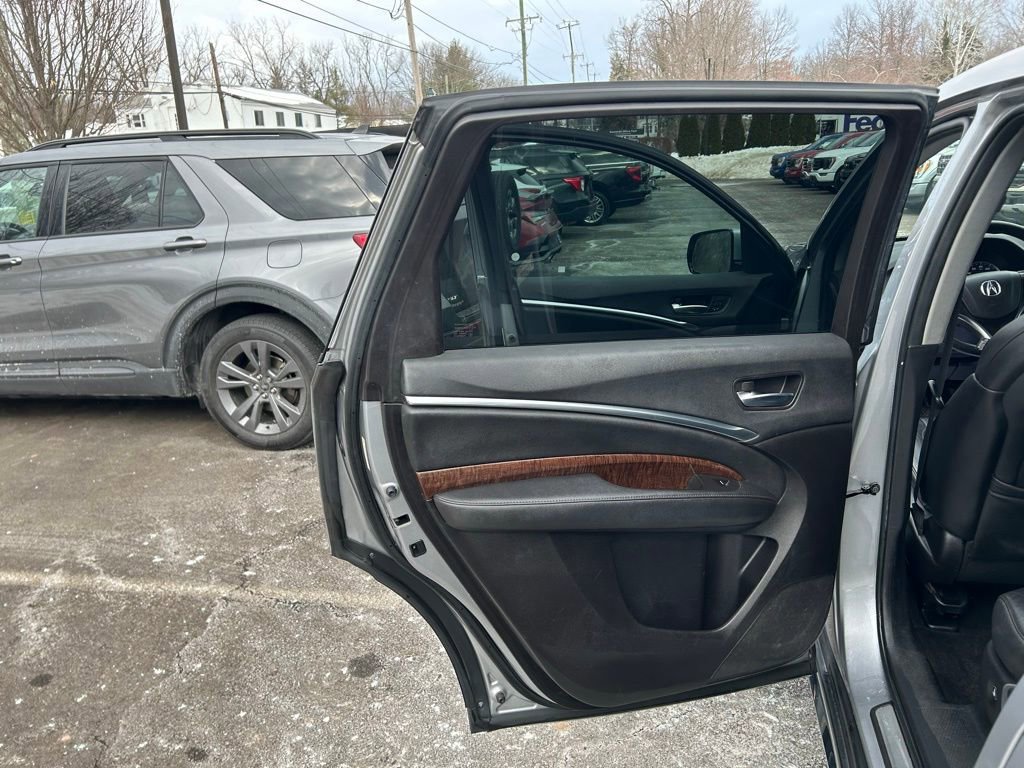 Used 2017 Acura MDX 3.5L image 16