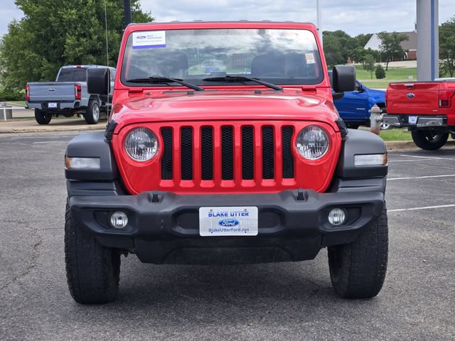 Used 2019 Jeep Wrangler Sport AWD/4WD image 2