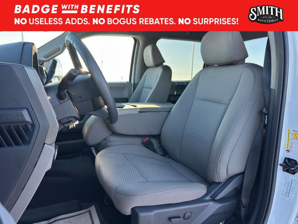 Certified 2022 Ford F250 XLT w/ Black Appearance Package image 18