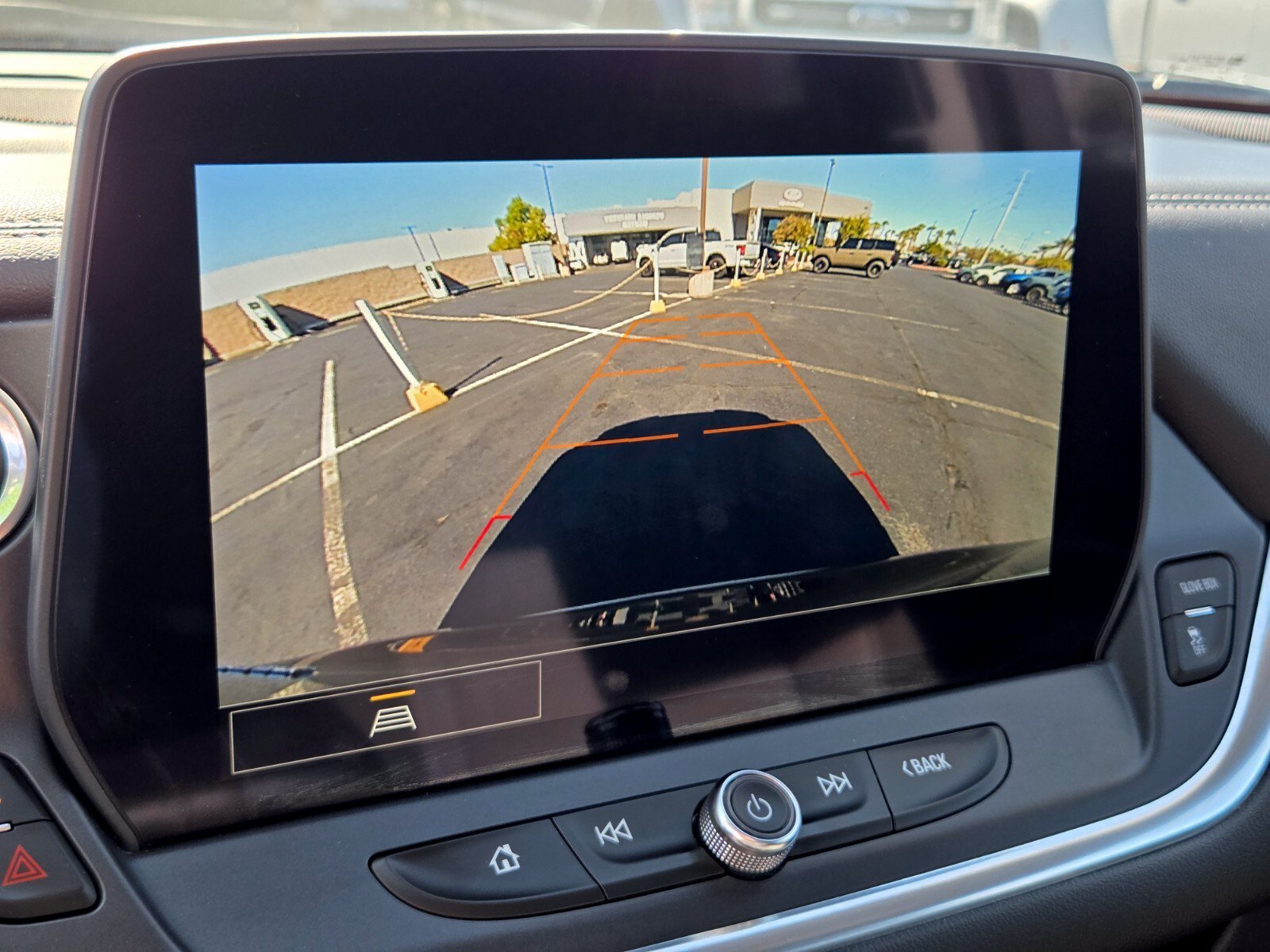 Used 2025 Chevrolet Blazer LT FWD image 21