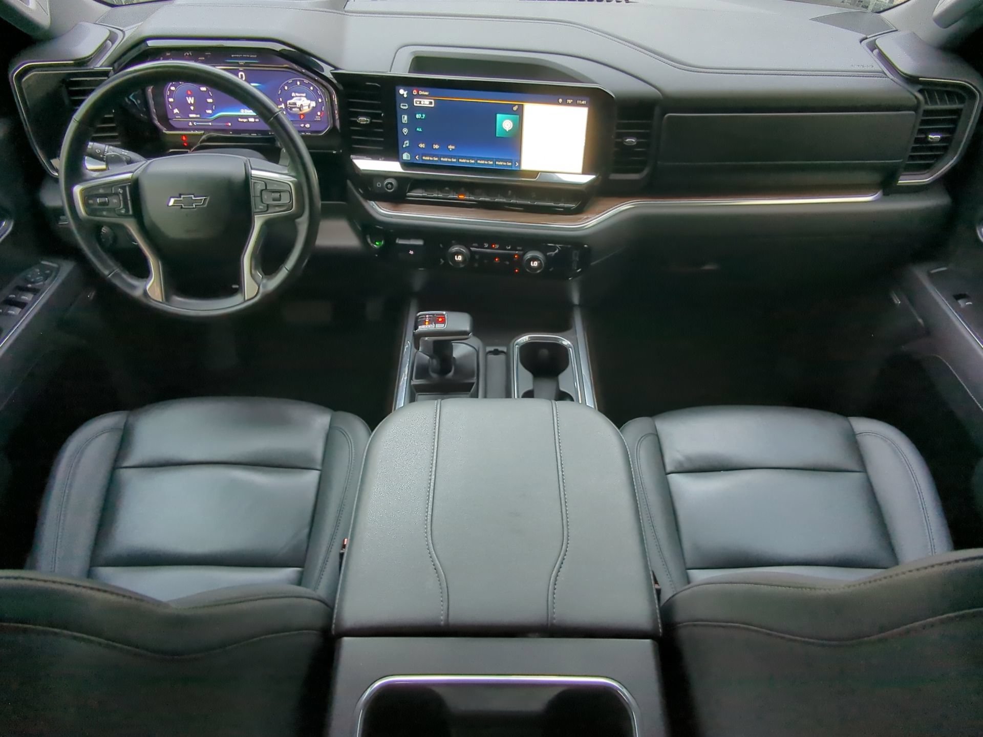 Used 2025 Chevrolet Silverado 1500 LT Trail Boss w/ Convenience Package II AWD/4WD image 50