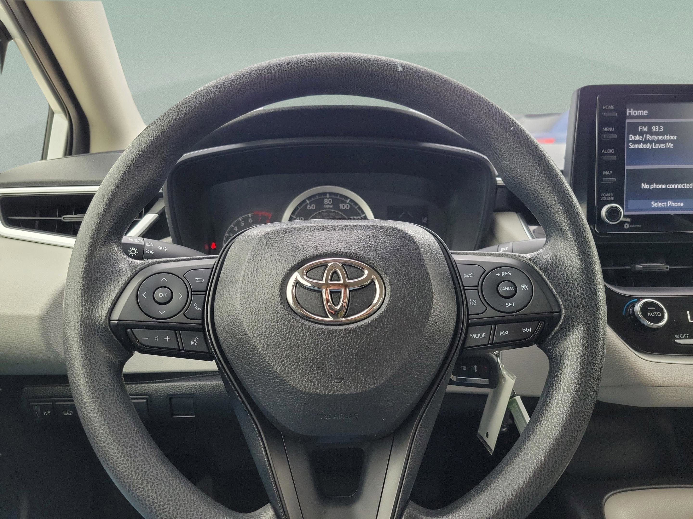 Used 2022 Toyota Corolla LE image 8