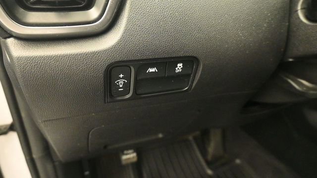 Used 2022 Kia Sorento S w/ Panoramic Sunroof Package FWD image 14