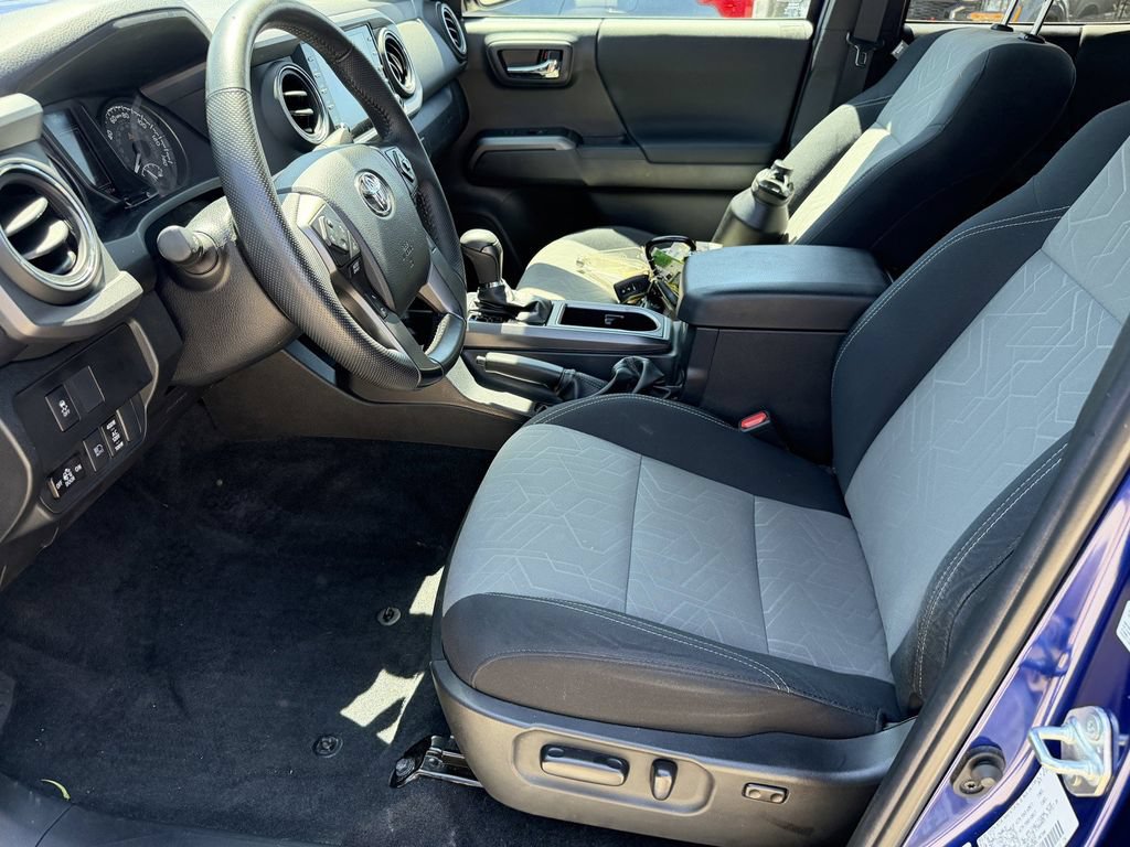 Used 2023 Toyota Tacoma TRD Sport AWD/4WD image 21