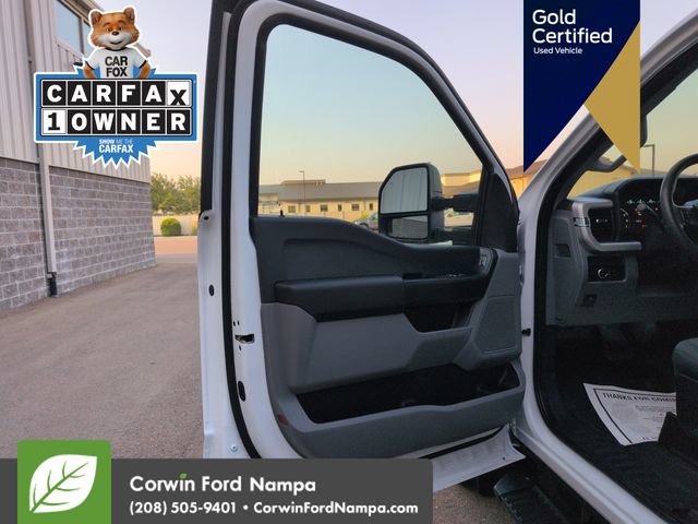 Certified 2023 Ford F250 XL w/ XL Chrome Package RWD image 12