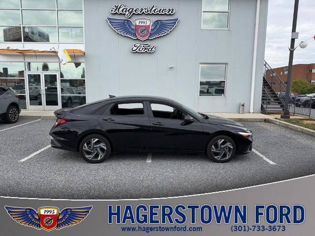 Used 2025 Hyundai Elantra Sport